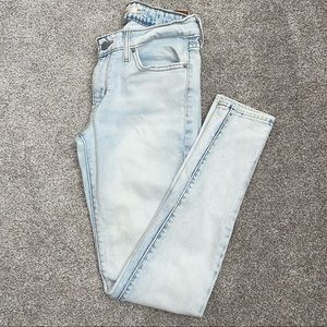 Levi 711 Skinny Jeans